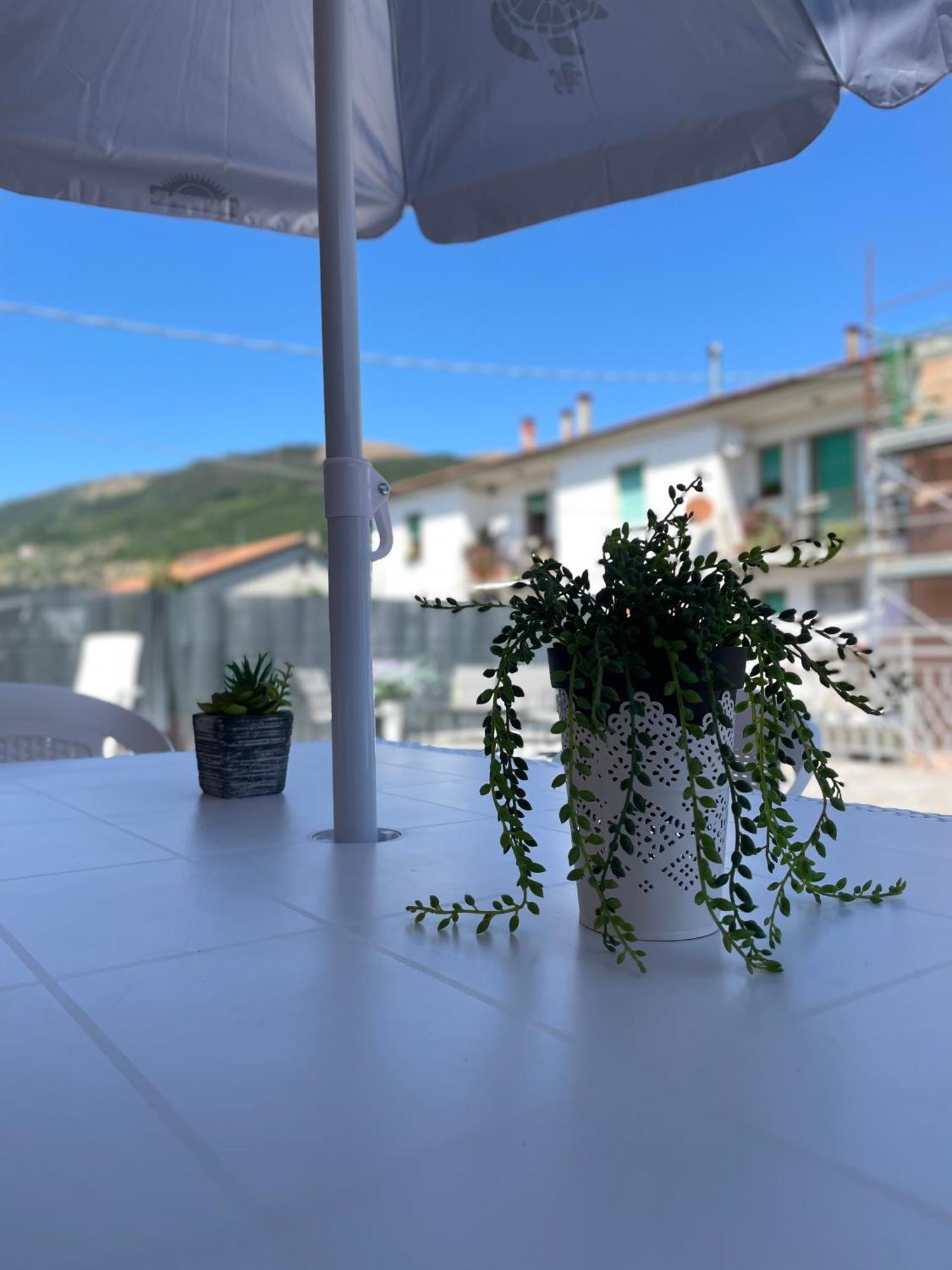 La Signora Dei Fiori Gubbio Exterior foto