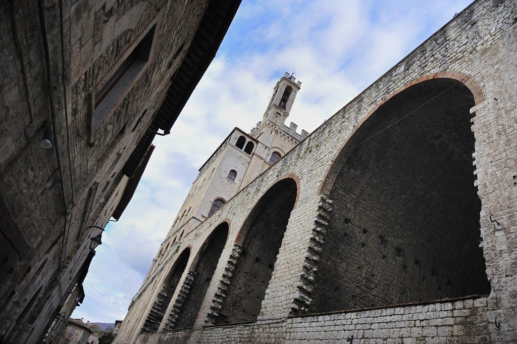 La Signora Dei Fiori Gubbio Exterior foto